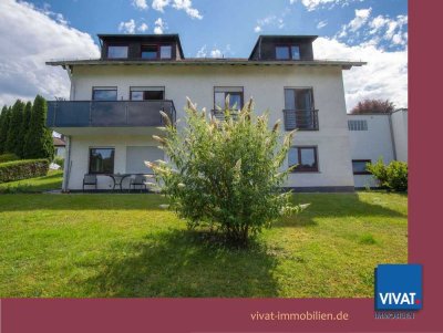 Ruhige Oase mit Weitblick -  gepflegtes Mehrfamilienhaus mit 3 Wohneinheiten; Doppelgarage
