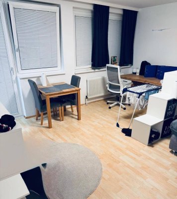 Schöne Garconniere in Salzburg-Aigen – möbliert mit Balkon, Kellerabteil und Parkplatz