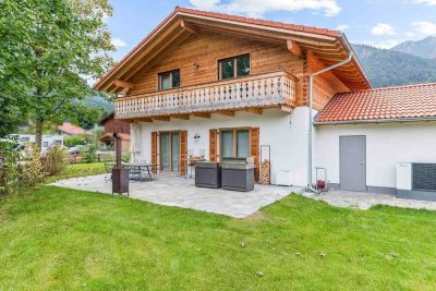 Modernes, neuwertiges Einfamilienhaus in Schliersee-Neuhaus – Nachhaltig wohnen mit Bergblick