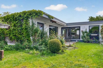 Großzügiges Wohnen auf einer Ebene: Lichtdurchfluteter Bungalow im Kanzlerfeld!