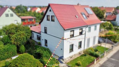 Herrschaftliche Doppelhaushälfte mit Zufahrt in begehrter Lage von Mühlhausen