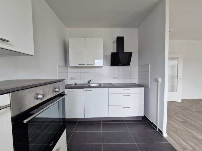 Schicke 2-Zimmer-Wohnung mit Einbauküche***Duschbad und Balkon!