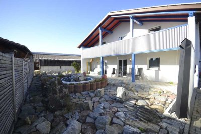 Bayrisches Lebensgefühl…  EFH mit Stadl in Ortsrandlage!