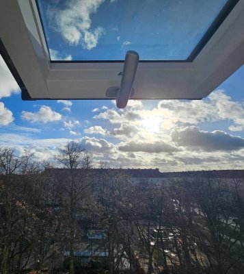 Schöneberg, wunderschöne bezugsfreie Maisonette Wohnung