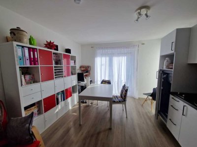 1-Zimmer Wohnung mit Balkon in Augsburg-Göggingen - NUR für Studierende/Auszubildende!