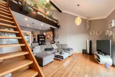 Großzügige 6 Zimmer-Maisonettewohnung mit Galerie, Dachterrasse und Naturblick