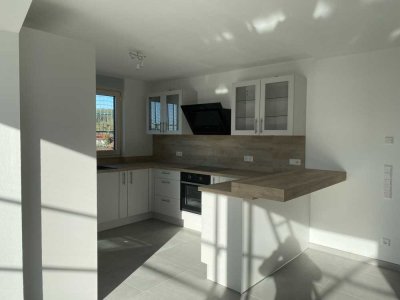 Stilvolle sanierte 
4,5-Zimmer-DG Wohnung mit gehobener Ausstattung und toller Dachterrasse