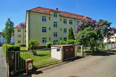Löbtau, ruhig & grün: EBK + Wanne