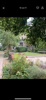 Ansprechende 2,5 ZKB, Erdgeschoss, mit Gartennutzung