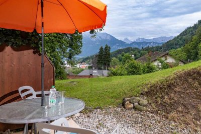 IDYLLISCHE FERIENWOHNUNG MIT BERGBLICK IN TOP LAGE