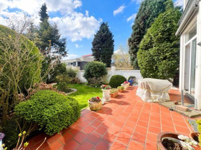 Wohnen mit Charme – Stilvolle Altbauwohnung mit Gartenidylle