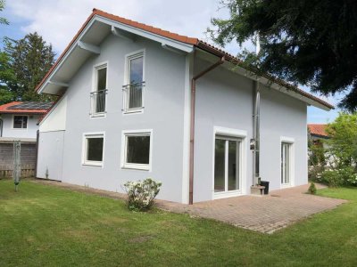 Schönes und renoviertes Einfamilienhaus mit Bergblick im Chiemgau