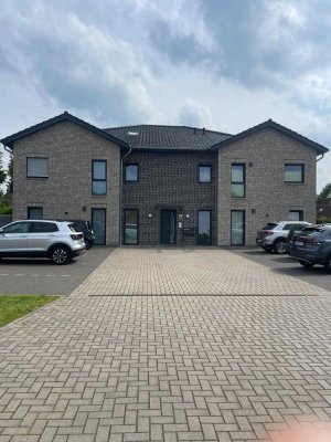 Ruhig und sonnig mit Terrasse in Moormerland, KfW 40 Standard, Modernes hochwertig ausgestattetes Me