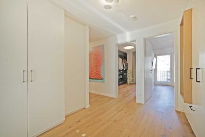 Helle moderne sehr großzügig geschnittene 3,5-Zimmer-Wohnung mit 2 Bädern, 3 Balkon, 2x TG