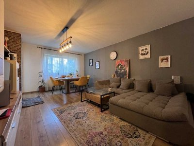 Voll Möblierte 3-Zimmer-Erdgeschosswohnung mit Terrasse, Tiefgaragenplatz und EBK in Leipzig