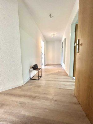 Wohnung in Hiesfeld mit Balkon. Gerne für Alleinstehende/Paare