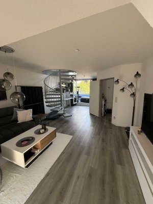 Helle Maisonettewohnung mit 2 Balkonen & TG-Stellplatz im Herzen von Willich