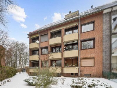 Gut geschnittene 2,5-Zimmer-Eigentumswohnung mit Loggia und Kfz-Stellplatz in Hamburg Eidelstedt