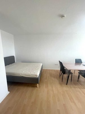 Modernes 1-Zimmer-Apartment mit Balkon