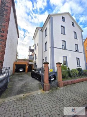 Großzügige 4 Zimmer Eigentumswohnung in einem gepflegten 3 Familienhaus in zentraler Lage in Hanau