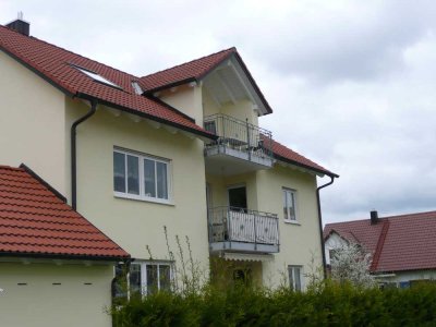 Geschmackvolle, gepflegte 3-Zimmer-DG-Wohnung mit Balkon in Mering