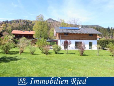 Exklusives Einfamilienhaus mit großem Garten und Panoramablick in Fischbachau nahe dem Schliersee