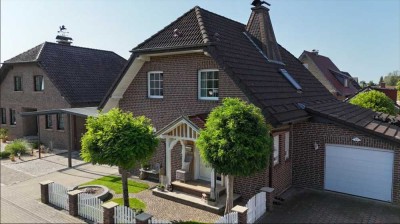 Stilvolles Einfamilienhaus mit Pool, Gartenidylle & hochwertiger Ausstattung in Olfen