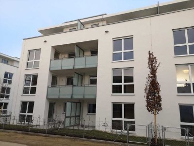 Schöne und moderne 2-Zimmer-Wohnung mit Loggia und Einbauküche in Landshut