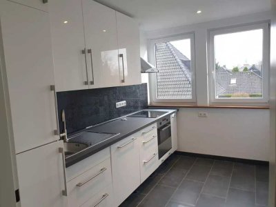 2 Zimmer + 1 Maisonette-Raum, Küche Bad Balkon nähe Weserpark, Bremer Kreuz, Amazon
