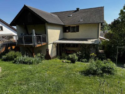 von privat: 2-Familien-Haus mit großem Garten in Sinsheim-Hoffenheim