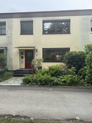 Attraktives Reihenhaus in Puchheim Bhf. bezugsfrei - provisionsfrei