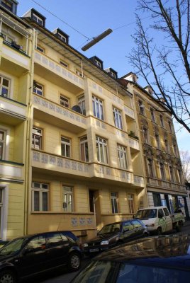 Helle Maisonette Dachgeschoss  Wohnung, Schleswiger Str., Nordbahntrasse, Denkmalschutz-Abschreibung