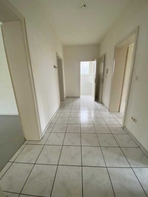 helle 3-Zimmer-Wohnung | 74 m² | Wannen-Bad | Erdgechoss | MG-Rheydt
