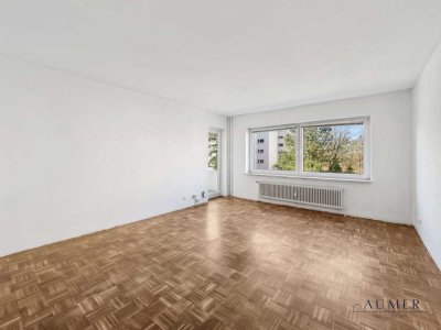 Bezugsfreie 3-Zimmer Wohnung mit Loggia und Tiefgaragenstellplatz
