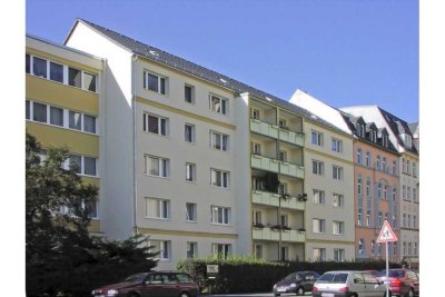 ++ Balkon-Liebe in der Diesterwegstraße ++