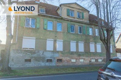 Vielseitiges Mehrfamilienhaus mit großem Grundstück in Glöthe!