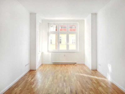 Freiwerdende modernisierte 3-Zimmer-Wohnung mit Balkon und Aufzug in Gohlis-Mitte