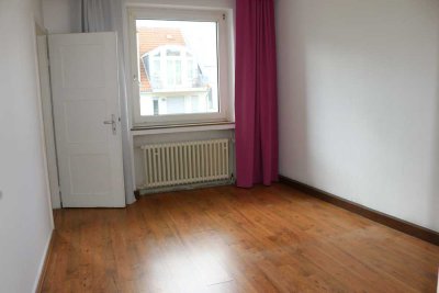 Untervermietung: 2-Zimmer, Küche, WC, Balkon in Gießen-Innenstad, Seltersweg