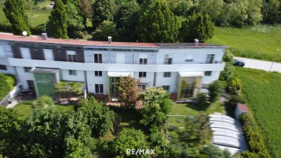 Stilvoll und geräumig Wohnen am grünen Kupferbrunnberg