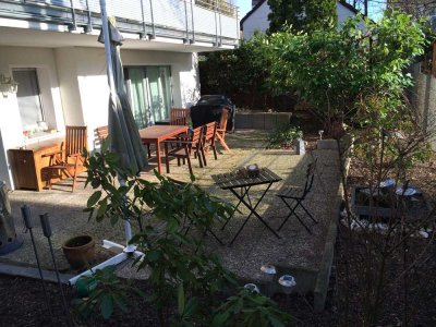 Niederkassel im Herzen von Privat, lichtdurchflutete 2-Zi-Garten-Wohnung