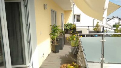 Neubauwertige 4-Zi-Whg (110m²) im OG mit EBK und terrassenähnlichem Südbalkon