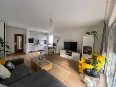 Helle 2-Zimmer-Wohnung mit Terrasse und Garten in der hinteren Wüste