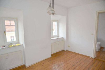 Wunderschöne 2-Raum-DG-Wohnung in Gera im Stadtzentrum