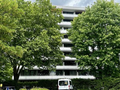 Wohnen mit Charakter: Gepflegtes Penthouse in Wiesbaden-Biebrich