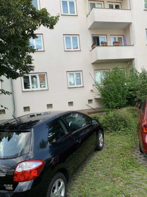 Wohnung  frei!! 2 - Raum Wohnung, EBK  mit Balkon + Stellplatz