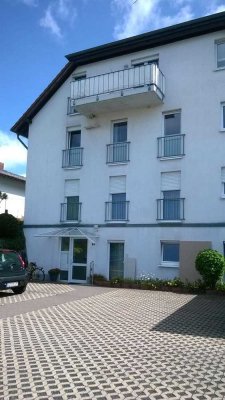 Kleine 4-Zimmer-Wohnung in Wettenberg-Krofdorf