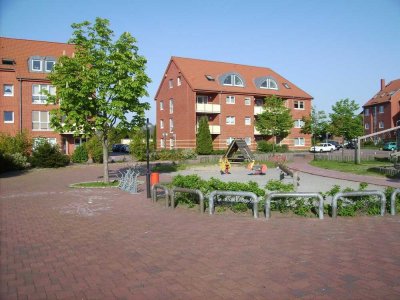 Helle, gepflegte 2 ZKBB Wohnung mit Einbauküche und Stellplatz in Hermsdorf (Börde)