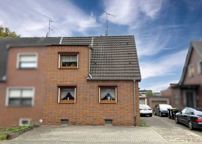 Gepflegte Doppelhaushälfte mit zwei Garagen und großem Garten in Duisburg-Overbruch!