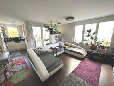 Hochwertige, teilmöblierte  2 Zimmer-EG-Wohnung mit Terrasse u. Garten in Kirchheim-Jesingen
