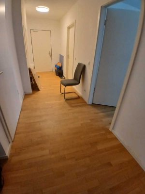 Nachmieter für moderne 3-Zimmer-Wohnung mit 2 Balkonen gesucht